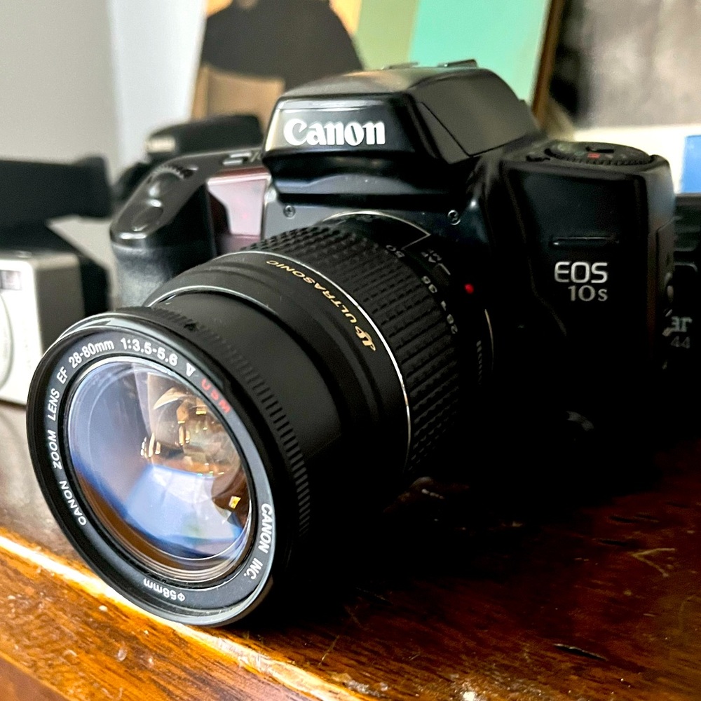 CANON EOS 10S - WITH LENS